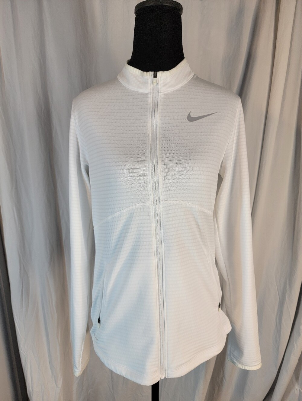 Nike Biltmore-branded Dri-Fit White Full-Zip Golf Athletic Jacket
